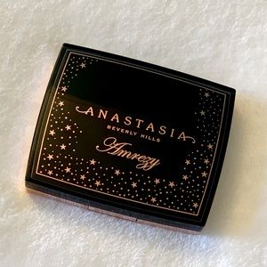Anastasia Beverly Hills Amrezy Highlighter